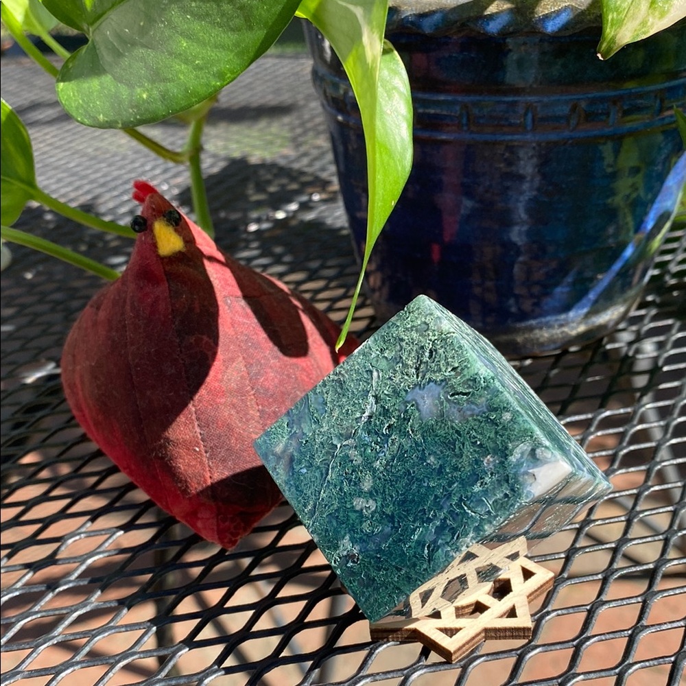 Moss Agate Floating Cube